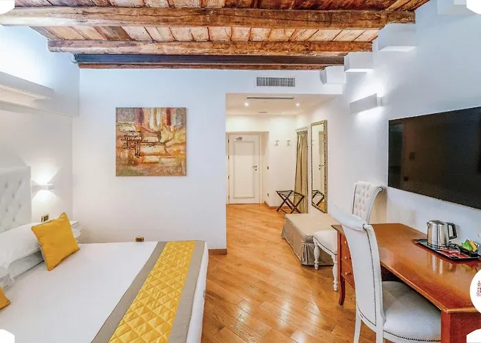 Maison Spagna Konukevi 4*